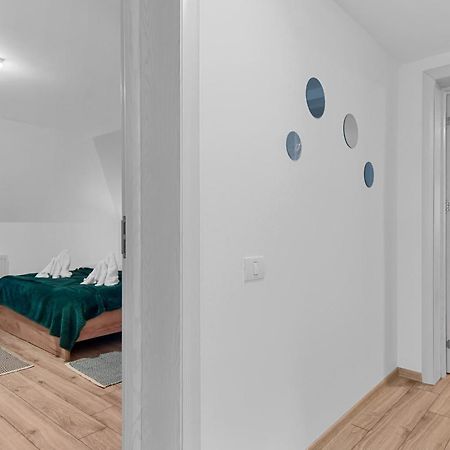 Two Bedrooms Hytta Apartment Sinaia Bagian luar foto